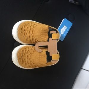 Jan and jul knit shoes